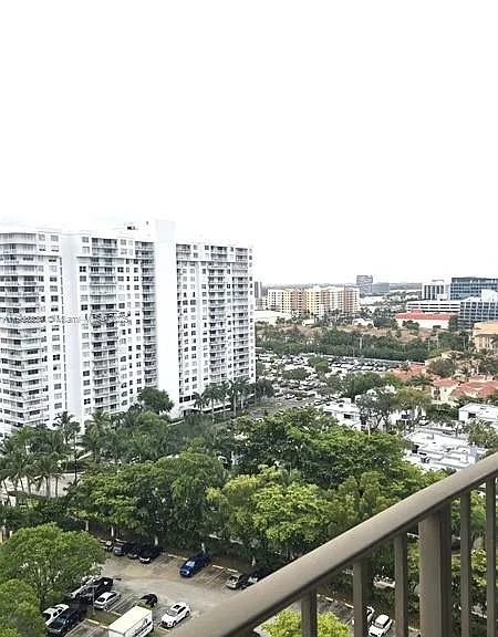 18181 NE 31st Ct #1801 — Photo 2
