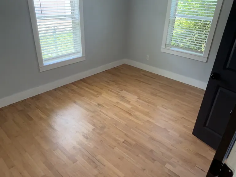 1614 Steele St — Photo 15