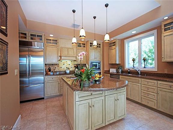 5th image of 16897 Captiva Dr
