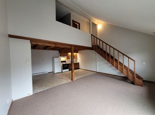 2 Conz St APT 6, Northampton, MA 01060