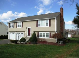 100 Westmeadow Rd, Rocky Hill, CT 06067