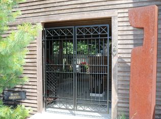 29 Spring St #7, Douglas, MI 49406