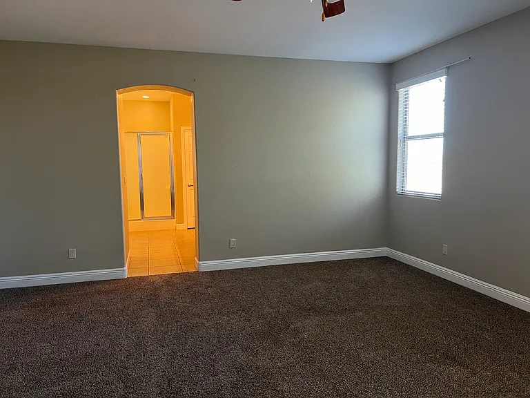 14533 W Verde Ln — Photo 17
