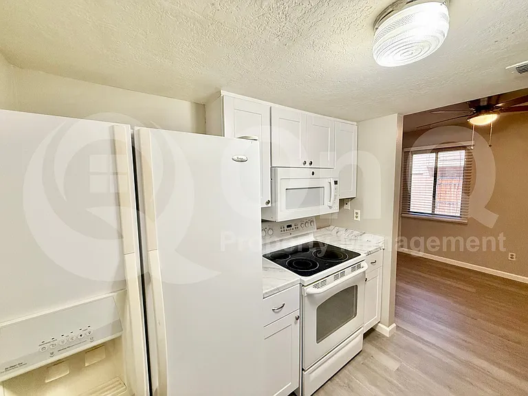 600 S Dobson Rd #41 — Photo 11