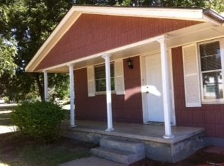 808 Maple St, Perry, OK 73077