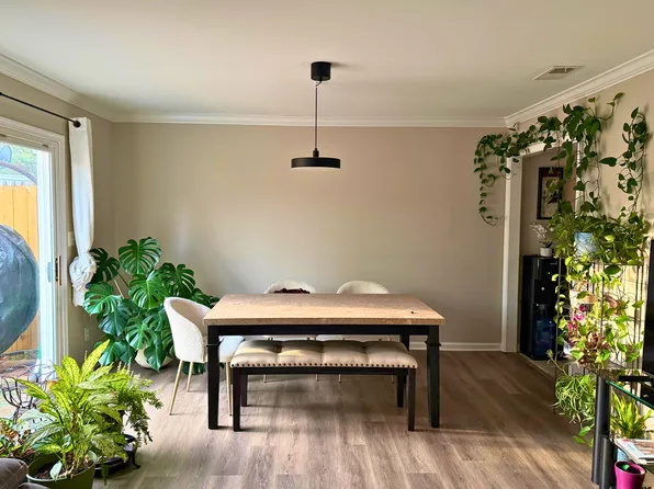 408 Forest Ct, Warrenton, VA 20186