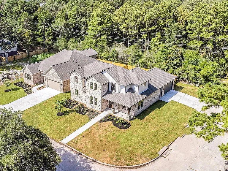 18219 Polo Meadow Dr — Photo 41
