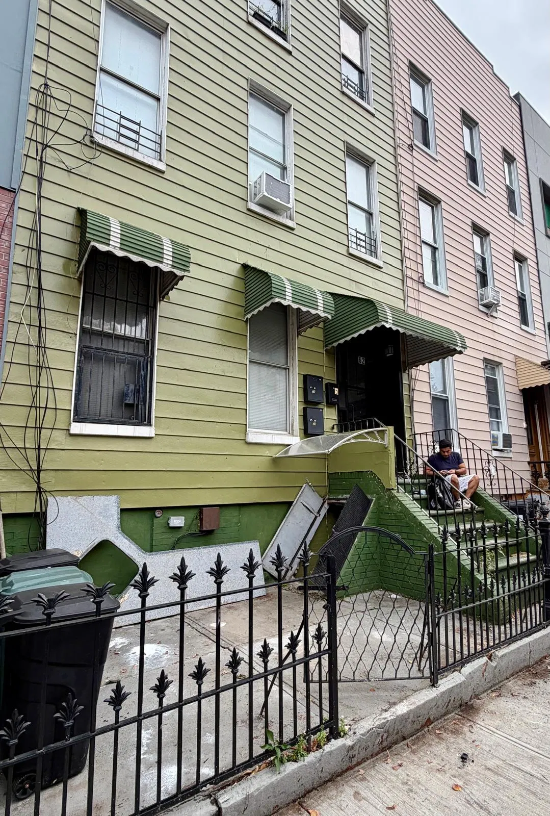 62 Bleecker Street, #BASEMENT