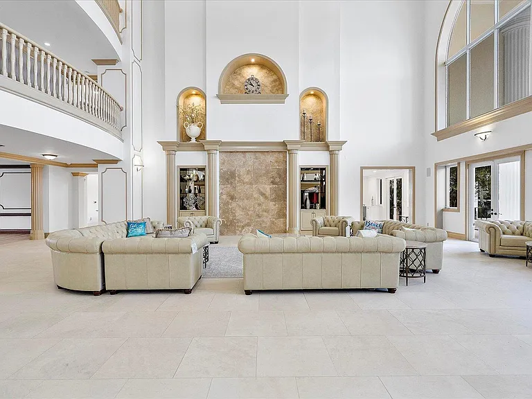 414 Riviera Isle Dr — Photo 16