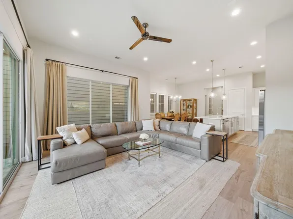 1706 Northwood St, Houston, TX 77009