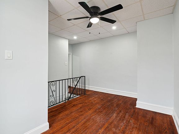 3rd image of 2001 Dorrance St #2