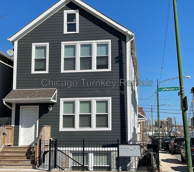 1st image of 1935 S Jefferson St #2R