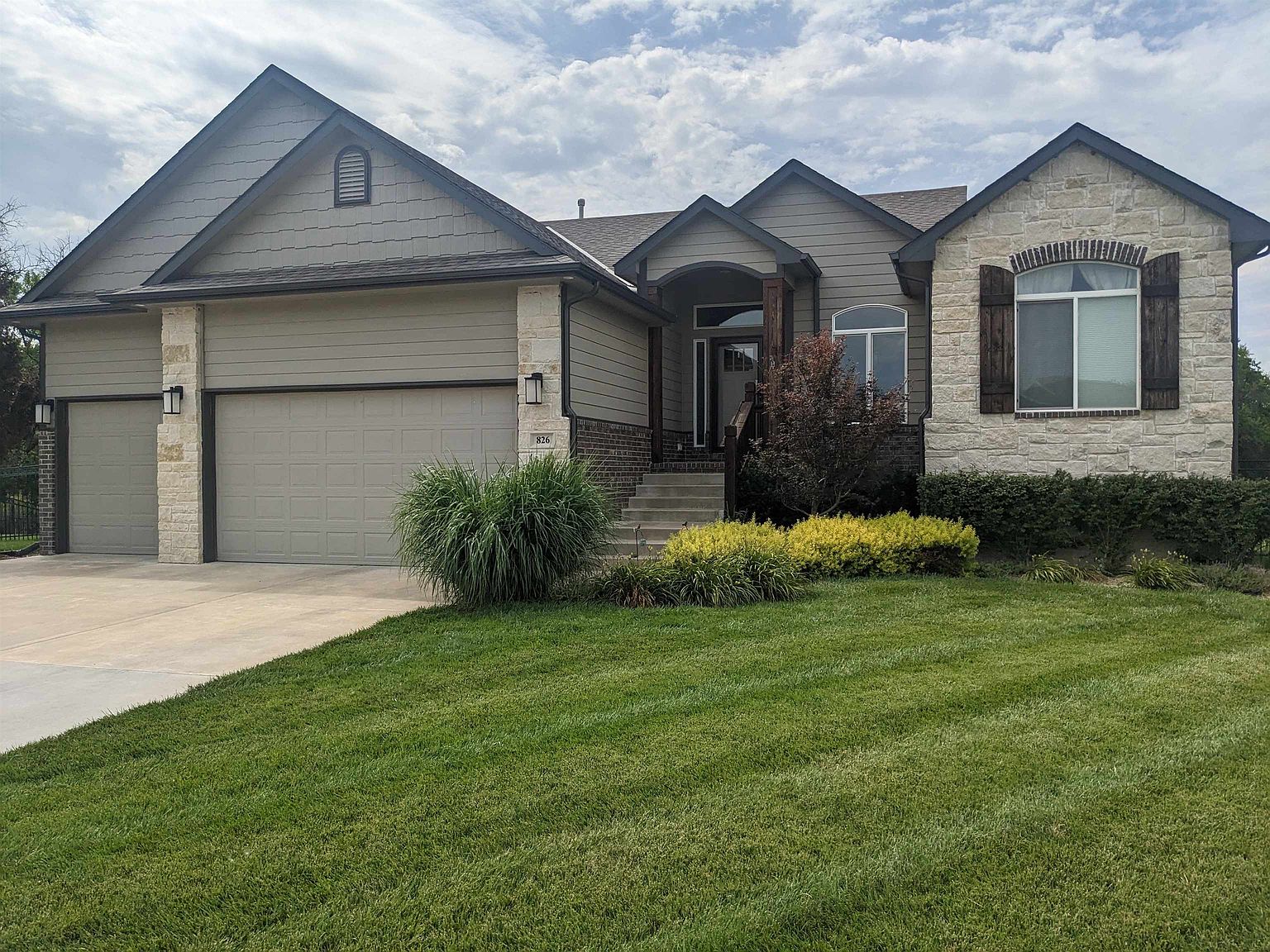 826 Opal Ct, Mulvane, KS 67110 Zillow