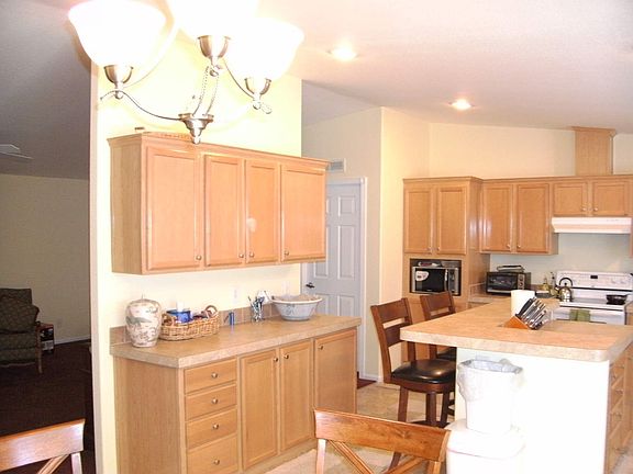 Kitchen, West Wall