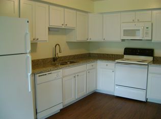 25 Esplande St, Selkirk, NY 12158