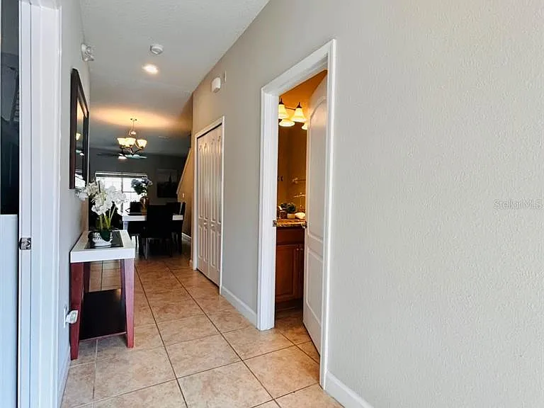 2979 Banana Palm Dr — Photo 5