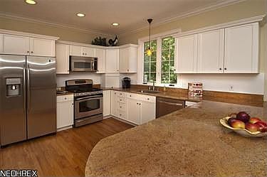 3rd image of 38911 Glenlivet Ct