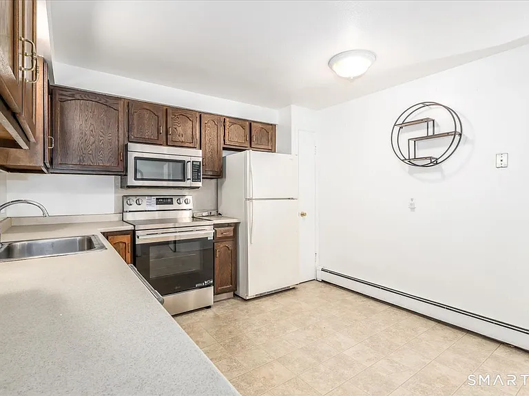 51 Rice Ln — Photo 8