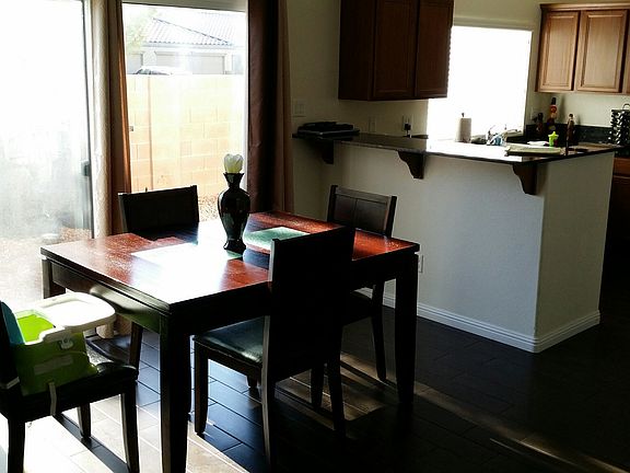 3rd image of 1013 Maple Pines Ave