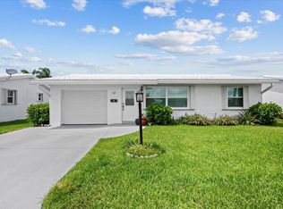 907 SW 5th Ct, Boynton Beach, FL 33426