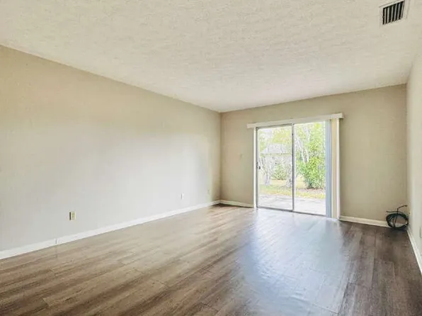 3619 SE 9th Pl APT 4, Cape Coral, FL 33904