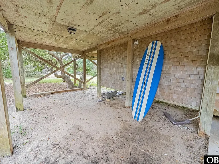 46105 Cape Point Way — Photo 34