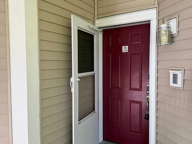 5400 Harbour Pointe Blvd #K208 — Photo 2