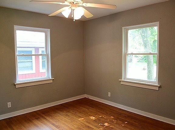 4th image of 842 Wilson Dr