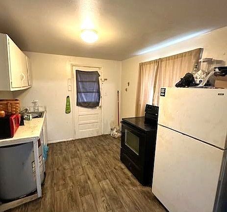 3rd image of 1101-1103 6th St