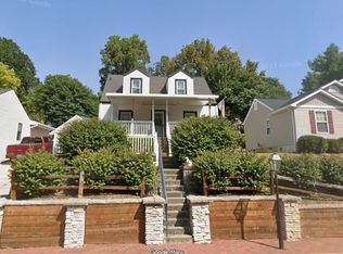 304 Boonslick Rd, Saint Charles, MO 63301