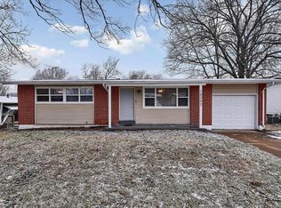 10307 Bon Oak Dr, Saint Louis, MO 63136