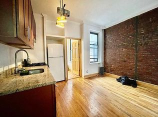 818 Saint Johns Pl #2B, Brooklyn, NY 11216