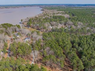 31 Thornton Dr, Boydton, VA 23917