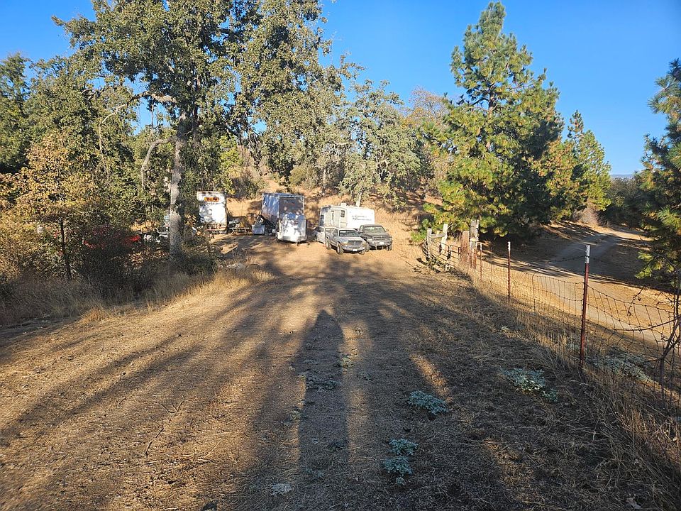 1st image of 10000 Bluebird Ln