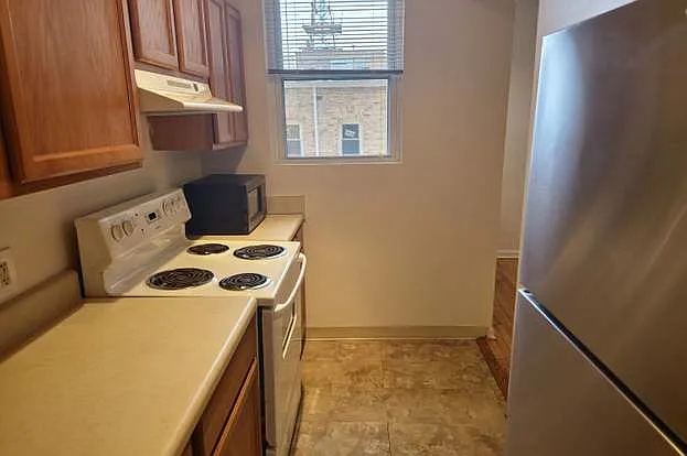 1458 Columbia Rd NW #409 — Photo 2