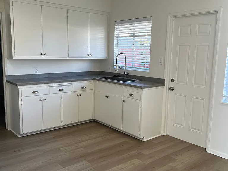 56 San Roque Ave — Photo 11