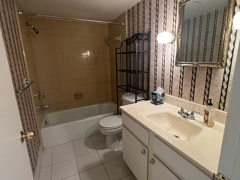 800 Coquina Ln #105 — Photo 11
