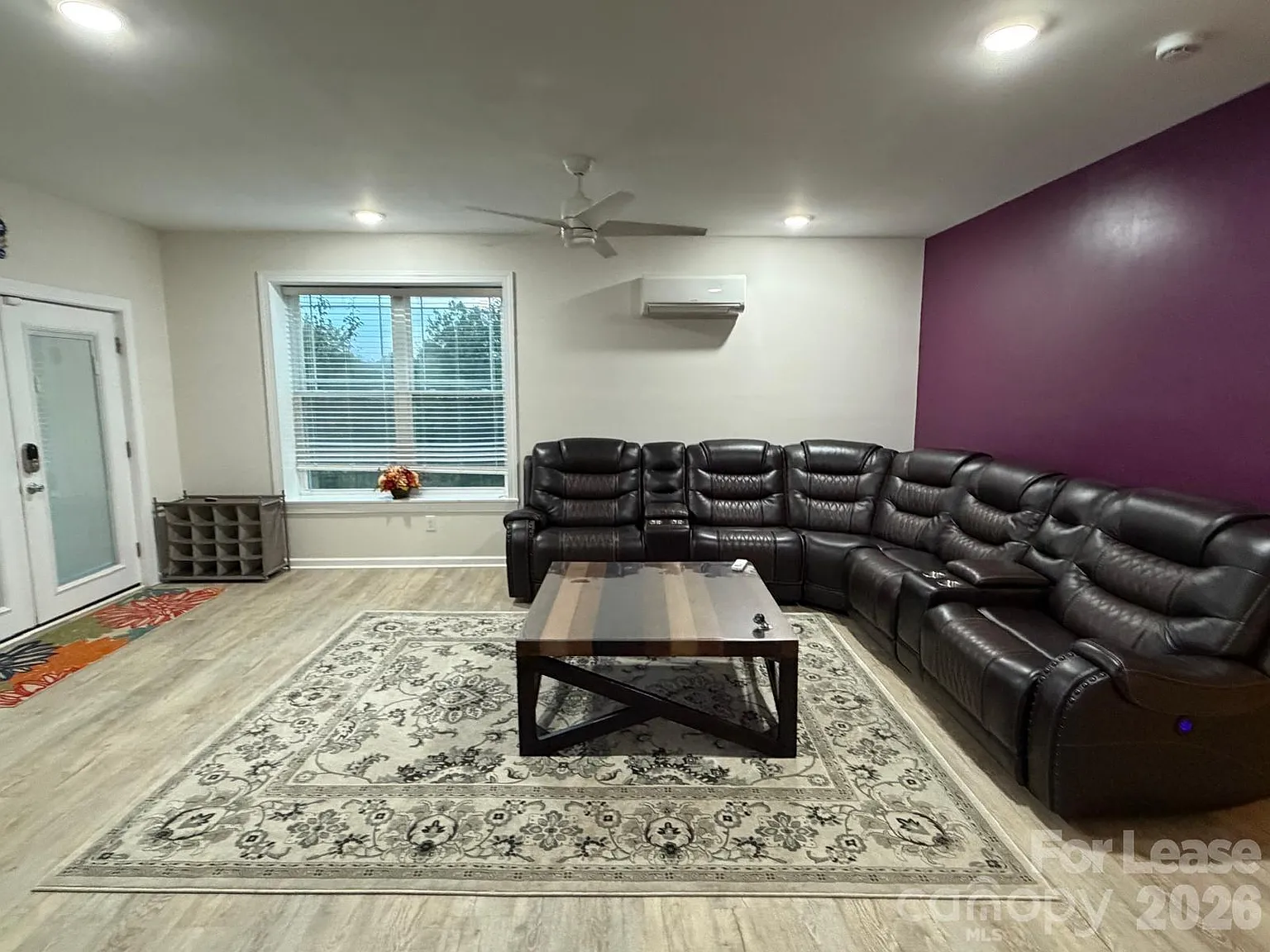 1 bed, 1.0 bath, 1500 sqft, $2,000 — Photo 3