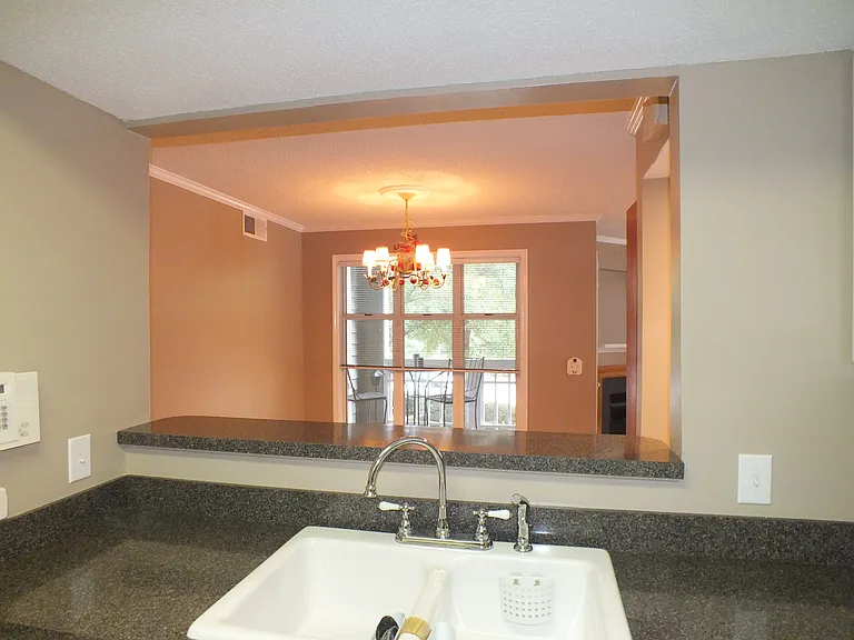 1211 Westview Ln #203 — Photo 8