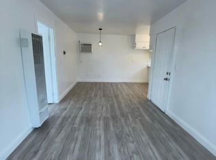 738 W 10th St, San Bernardino, CA 92410
