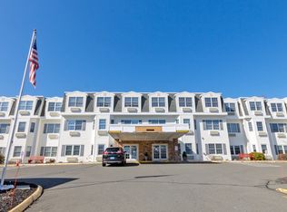 1 Brush Pasture Ln UNIT 214, Portland, CT 06480