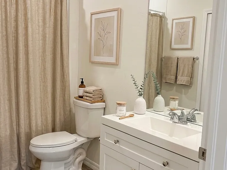 3410 Skyline Blvd #104 — Photo 3