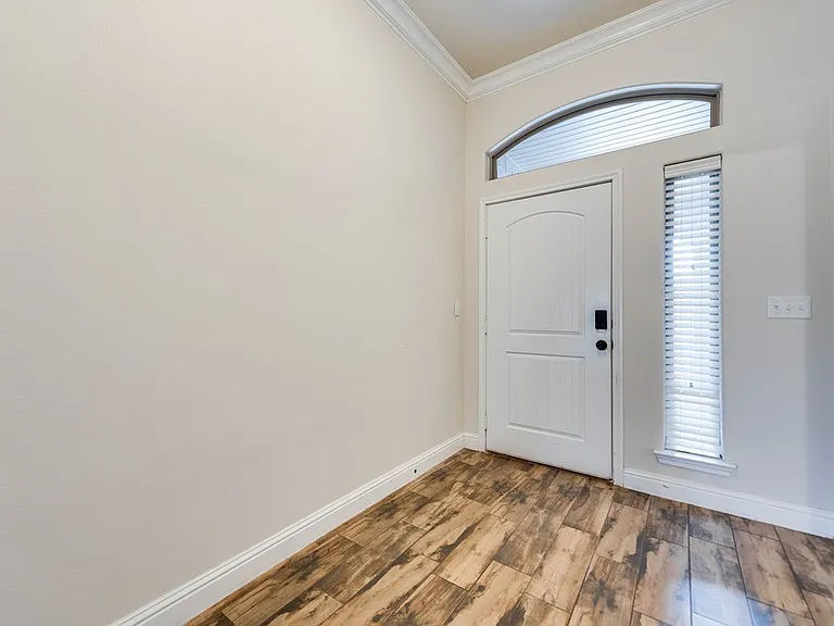 6901 Cattleman Dr — Photo 3