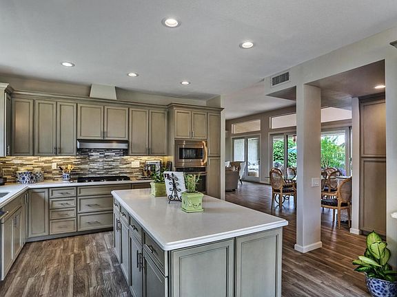 4th image of 21610 N 138th Ave