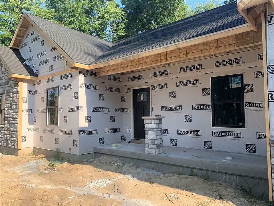 2nd image of 5 S Glenway Dr