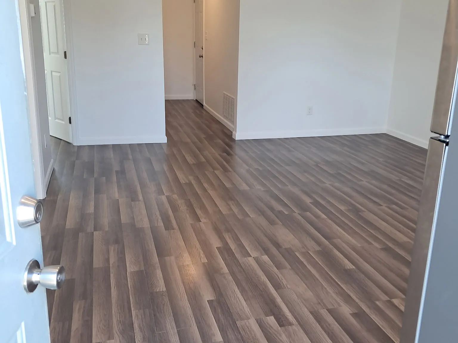 2 bed, $795 — Photo 3