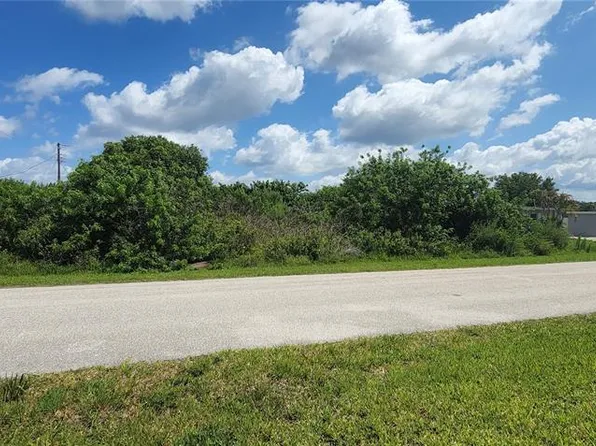 4604 Westwood Dr #11, Punta Gorda, FL 33982