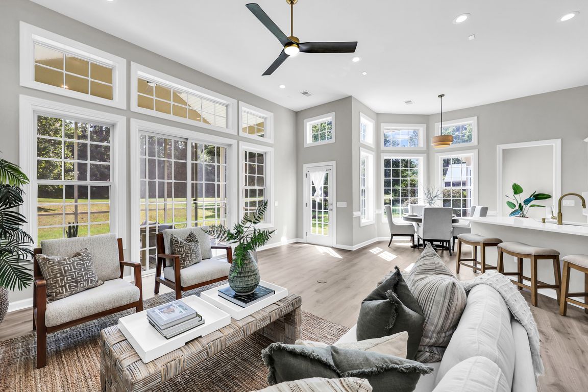 next background image