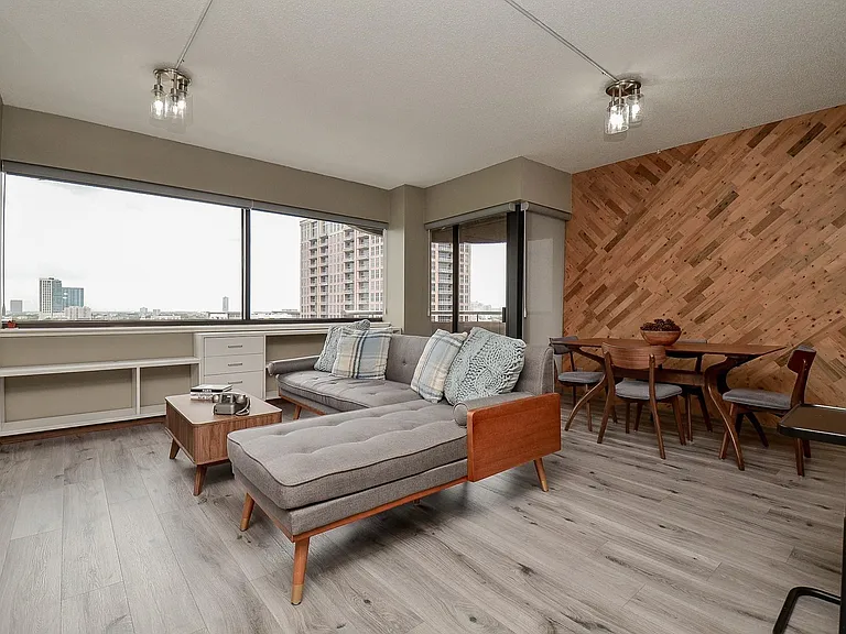 5000 Montrose Blvd #12B — Photo 16