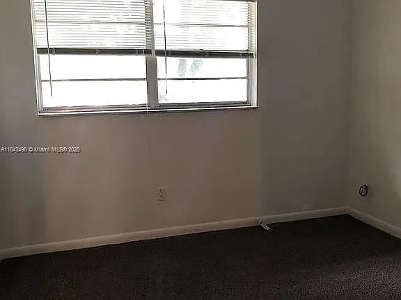 2524 Congress St #7 — Photo 5